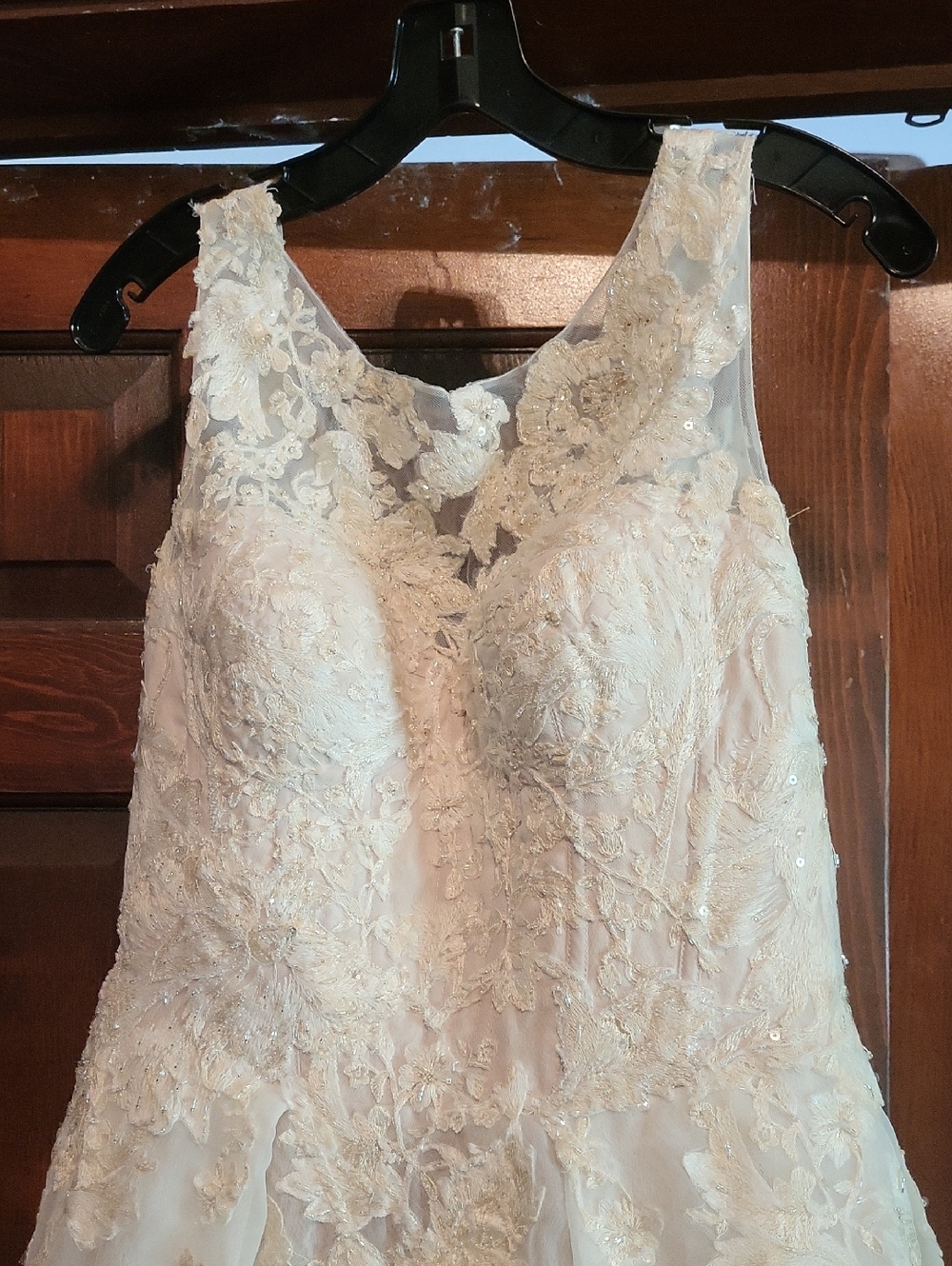 Oleg Cassini Cream Lace Bridal Gown - Picture 2 of 13